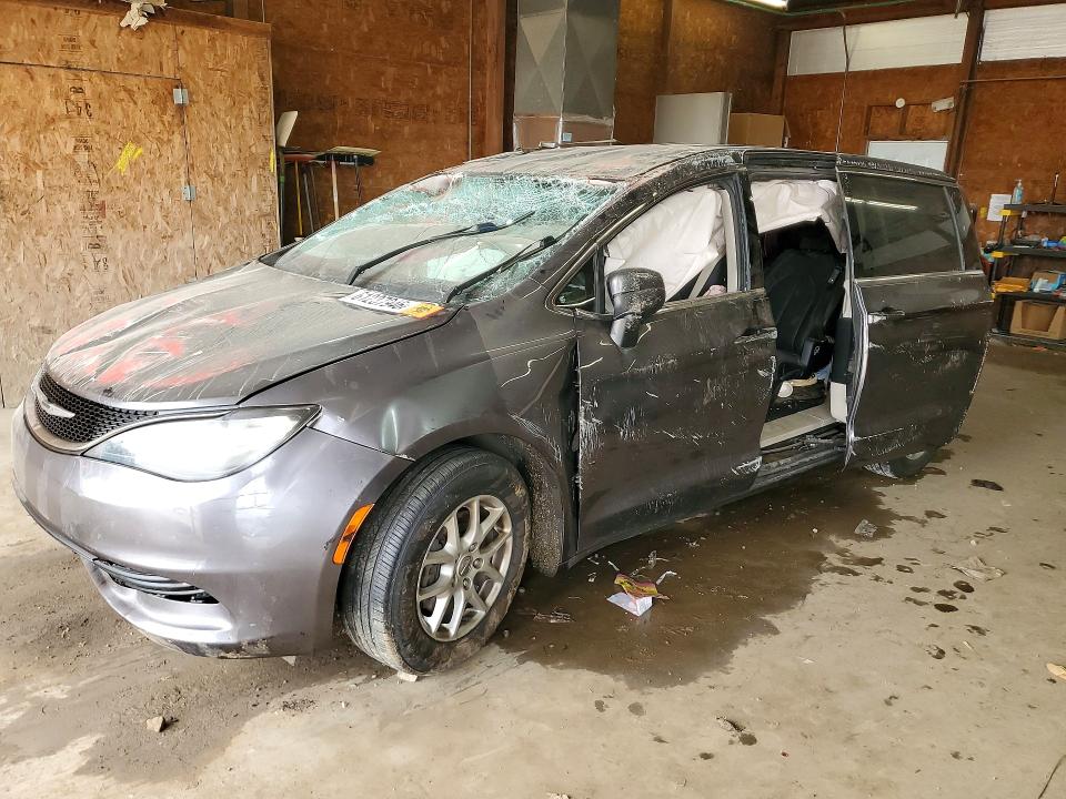 2017 Chrysler Pacifica VIN 2C4RC1DGXHR835990 COPART salvage auction — ROLLOVER, Pa - Certificate Of Salvage, sold $575 on 2026-08-29 (photo 1)