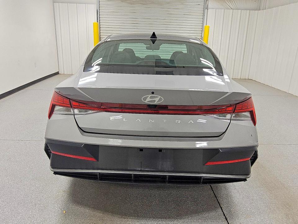 2025 Hyundai Elantra VIN KMHLS4DG8SU890521 COPART salvage auction — FRONT END, Az - Certificate Of Title, sold $225 on 2026-07-28 (photo 6)