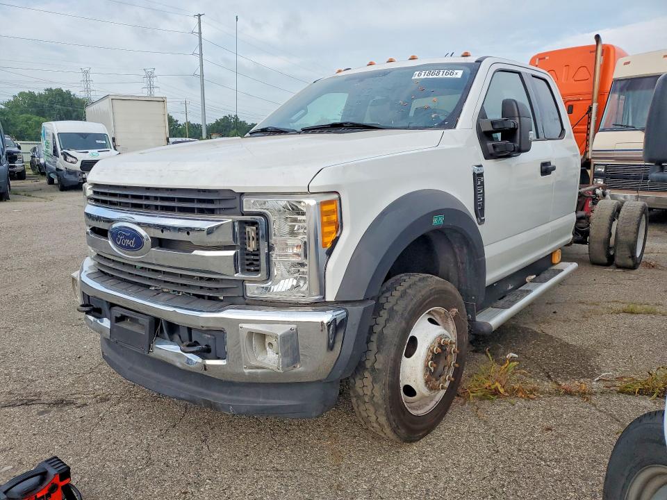 2017 Ford F-550 super duty VIN 1FD0X5HT5HEB54396 — COPART salvage auction photo