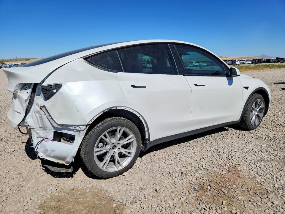 2022 Tesla Model y VIN 7SAYGDEE1NF523145 COPART salvage auction — REAR END, Ut - Salvage Certificate, sold $12,000 on 2026-07-28 (photo 3)