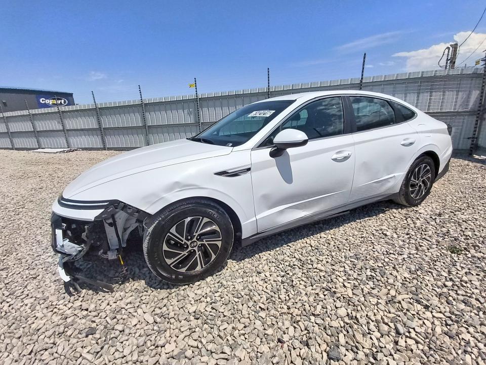 2026 Hyundai Sonata hybrid VIN KMHL24JJ2TA157707 COPART salvage auction — FRONT END, UT - CERTIFICATE OF TITLE, sold $11,800 on 2026-07-27 (photo 1)