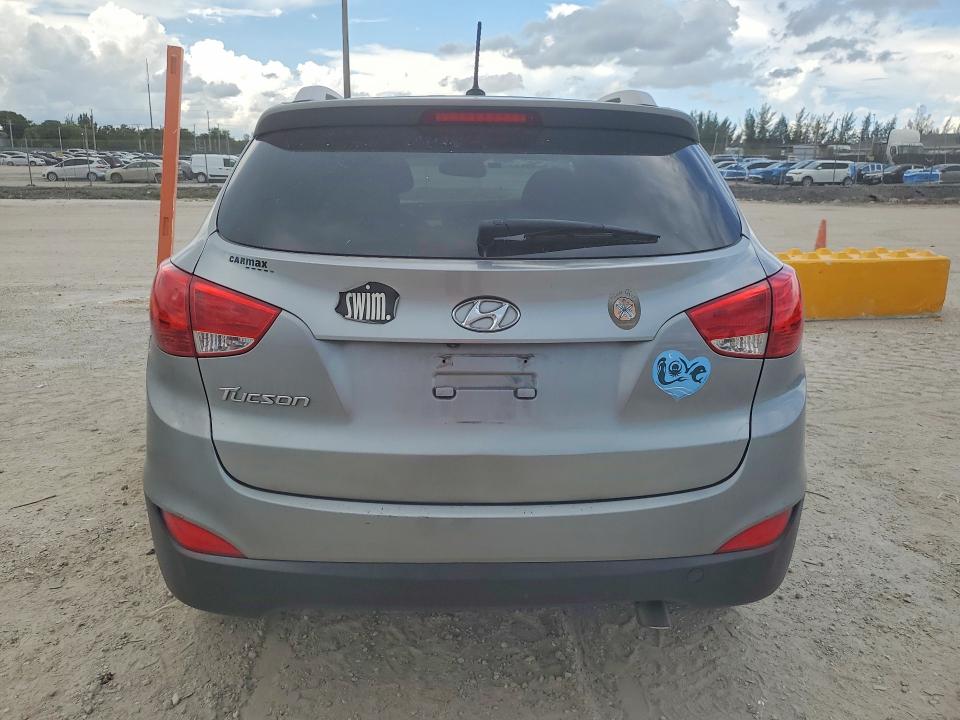 2015 Hyundai Tucson VIN KM8JU3AG0FU005329 COPART salvage auction — FRONT END, Fl - Cert Of Title Slvg Rebuildable, sold $1,500 on 2026-07-14 (photo 6)