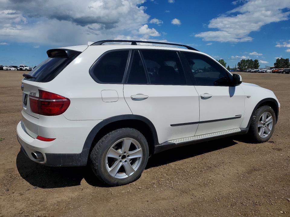 2012 BMW X5 VIN 5UXZW0C51CL667917 COPART salvage auction — FRONT END, AB - BOS - SALVAGE, sold $2,350 on 2026-07-14 (photo 3)