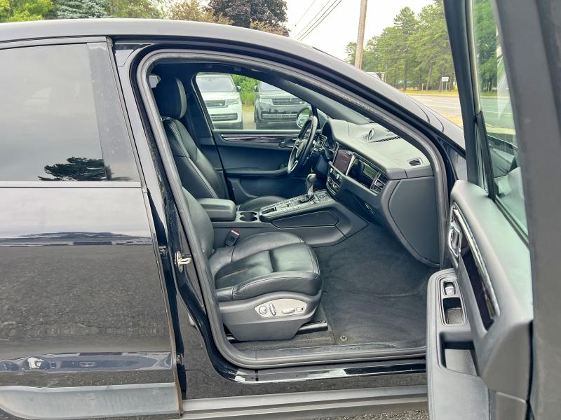 2019 Porsche Macan VIN WP1AA2A5XKLB09296 COPART salvage auction — MINOR DENT/SCRATCHES, Fl - Certificate Of Title (P), sold $11,900 on 2026-07-31 (photo 5)