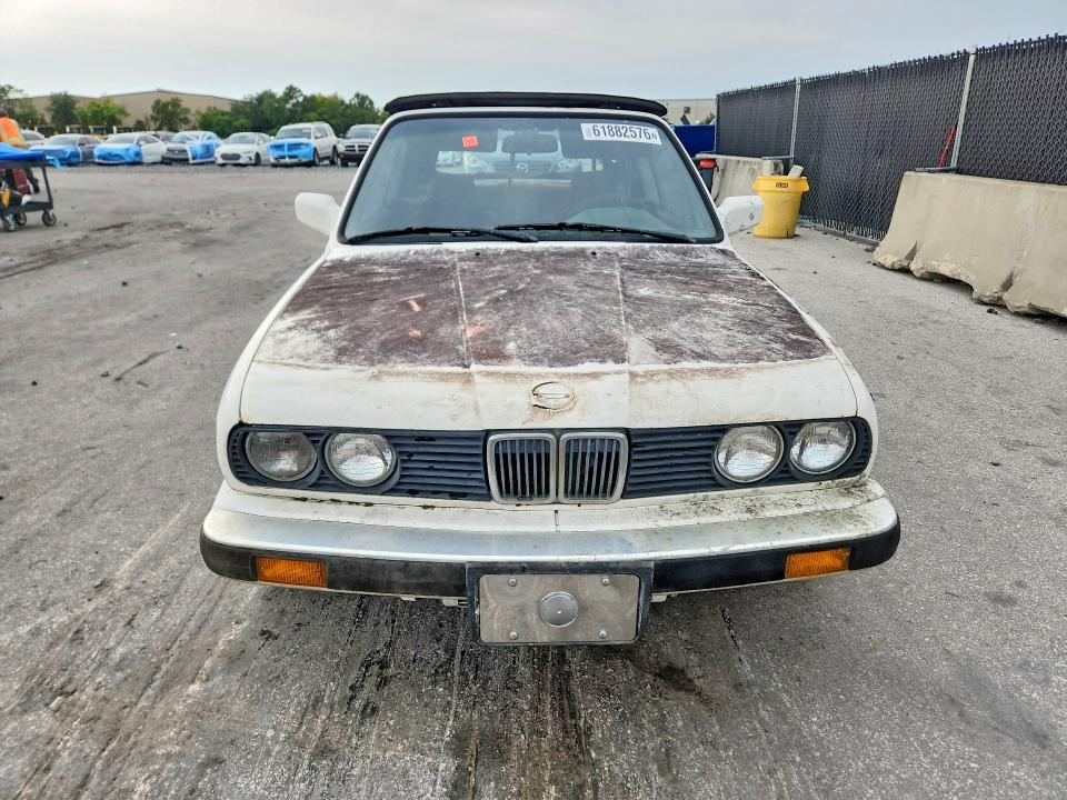 1987 BMW 3 series VIN WBABB2304H1943392 COPART salvage auction — ROOF, Fl - Certificate Of Title, sold $1,600 on 2026-07-30 (photo 5)