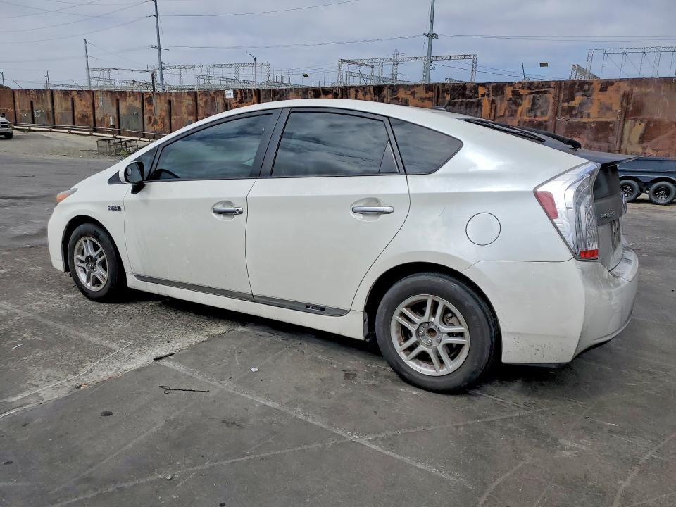 2014 Toyota Prius VIN JTDKN3DP6E3062687 COPART salvage auction — FRONT END, Ca - Salvage Certificate, sold $7,400 on 2026-07-31 (photo 2)