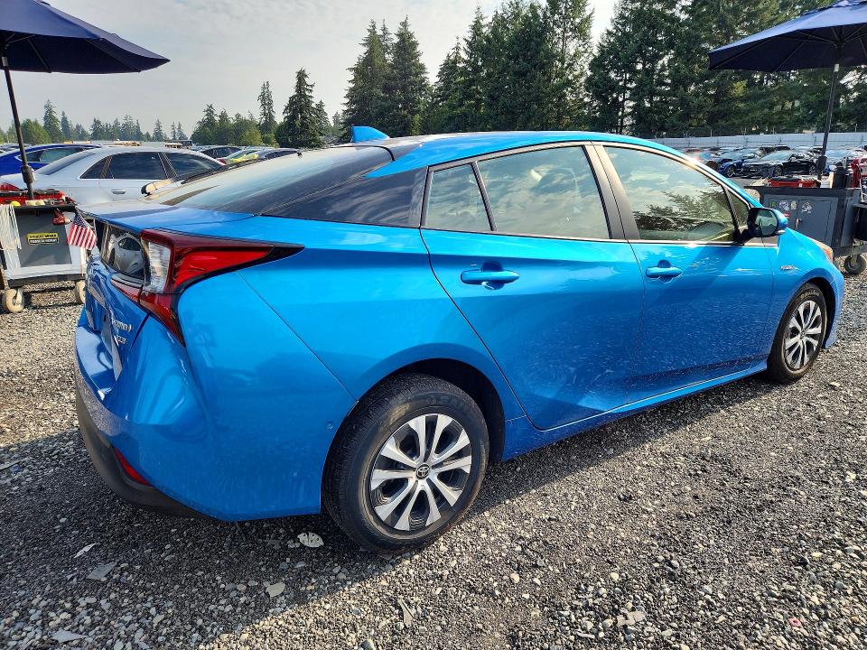 2021 Toyota Prius VIN JTDL9MFU3M3025371 COPART salvage auction — FRONT END, WA - BILL OF SALE, sold $8,700 on 2026-07-31 (photo 3)