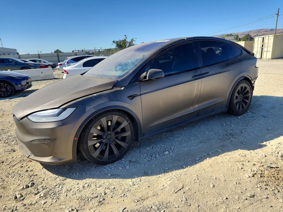 2022 Tesla Model x VIN 7SAXCBE52NF329168 — COPART salvage auction photo