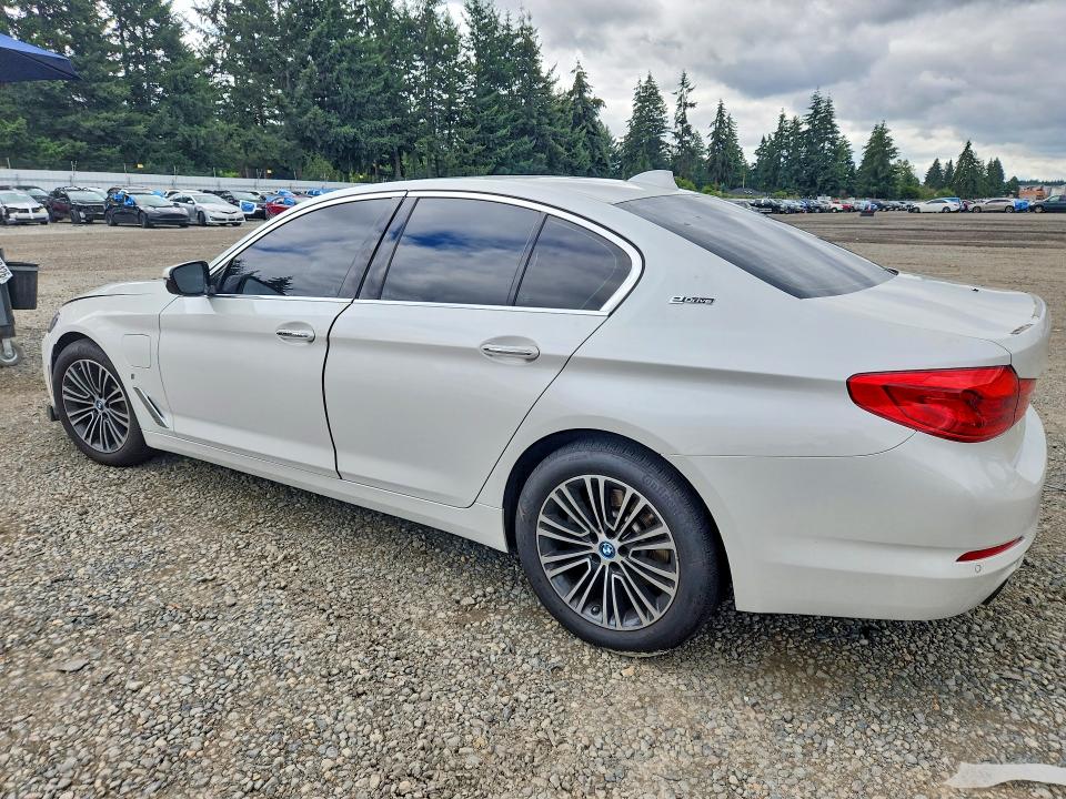 2018 BMW 5er VIN WBAJB1C53JB085446 COPART salvage auction — FRONT END, Wa - Bill Of Sale, sold $4,600 on 2026-08-04 (photo 2)