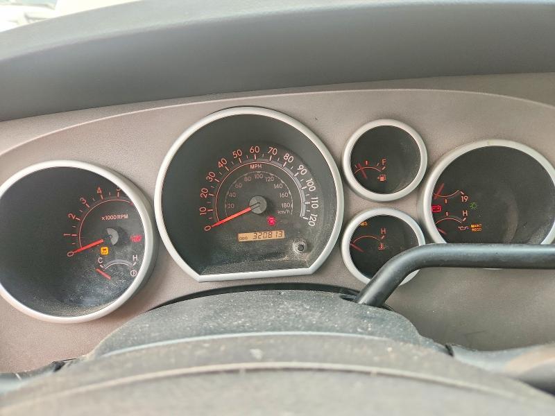 2013 Toyota Tundra VIN 5TFUM5F1XDX042224 COPART salvage auction — MINOR DENT/SCRATCHES, PA - CERT OF TITLE, sold $3,450 on 2026-07-28 (photo 9)