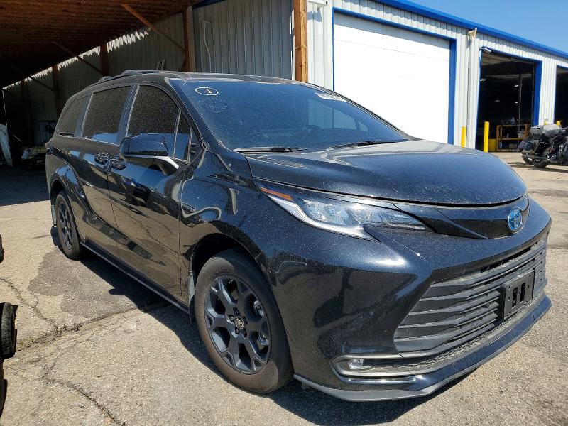 2025 Toyota Sienna VIN 5TDCSKFC9SS163413 COPART salvage auction — VANDALISM, Co - Public - Salvage Title, sold $27,250 on 2026-07-30 (photo 4)