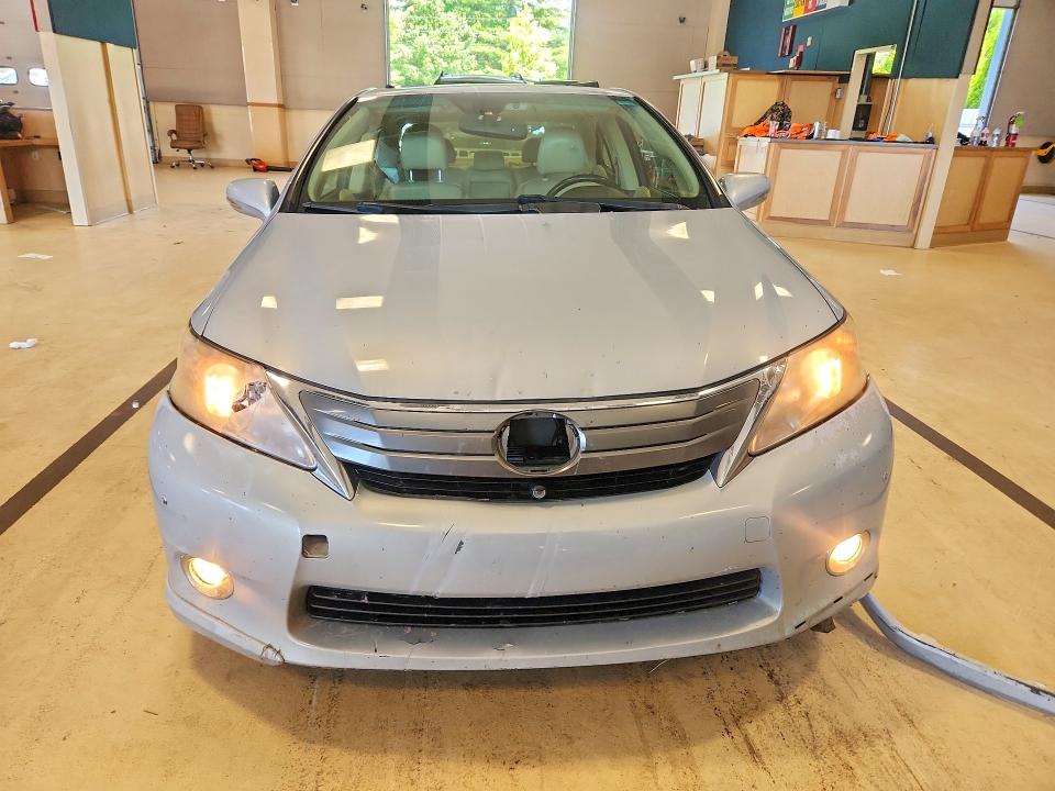 2010 Lexus Hs 250h VIN JTHBB1BA3A2026109 COPART salvage auction — SIDE, CT - CERT OF TITLE-SALVAGE, sold $475 on 2026-07-14 (photo 5)