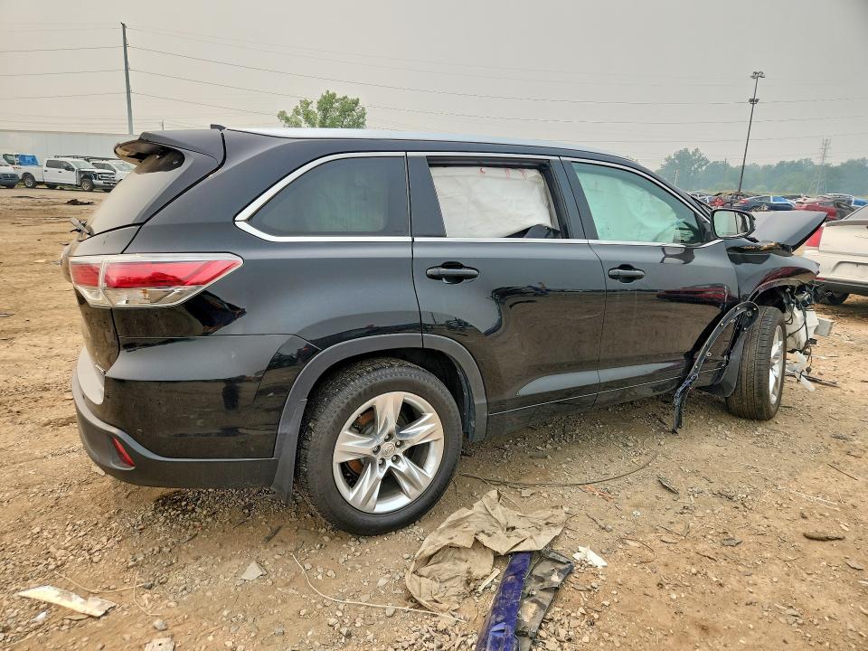 2015 Toyota Highlander VIN 5TDDKRFH1FS081318 COPART salvage auction — FRONT END, MI - DEALER ONLY CLEAN TITLE, sold $375 on 2026-07-24 (photo 3)