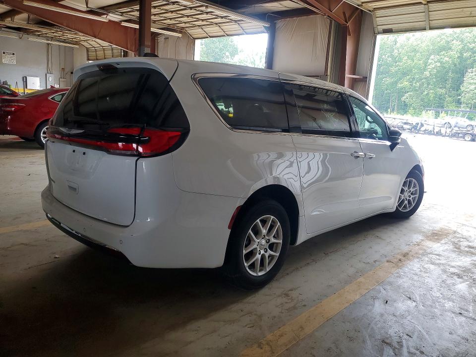 2024 Chrysler Pacifica VIN 2C4RC1BG7RR199145 COPART salvage auction — FRONT END, Fl - Certificate Of Destruction, sold $7,700 on 2026-08-31 (photo 3)