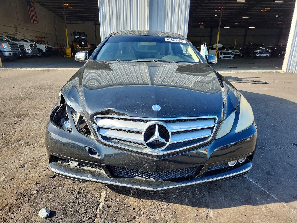 2010 Mercedes-benz E-klasse VIN WDDKJ5GB8AF032872 COPART salvage auction — FRONT END, Fl - Cert Of Title Slvg Rebuildable, sold $525 on 2026-08-10 (photo 5)