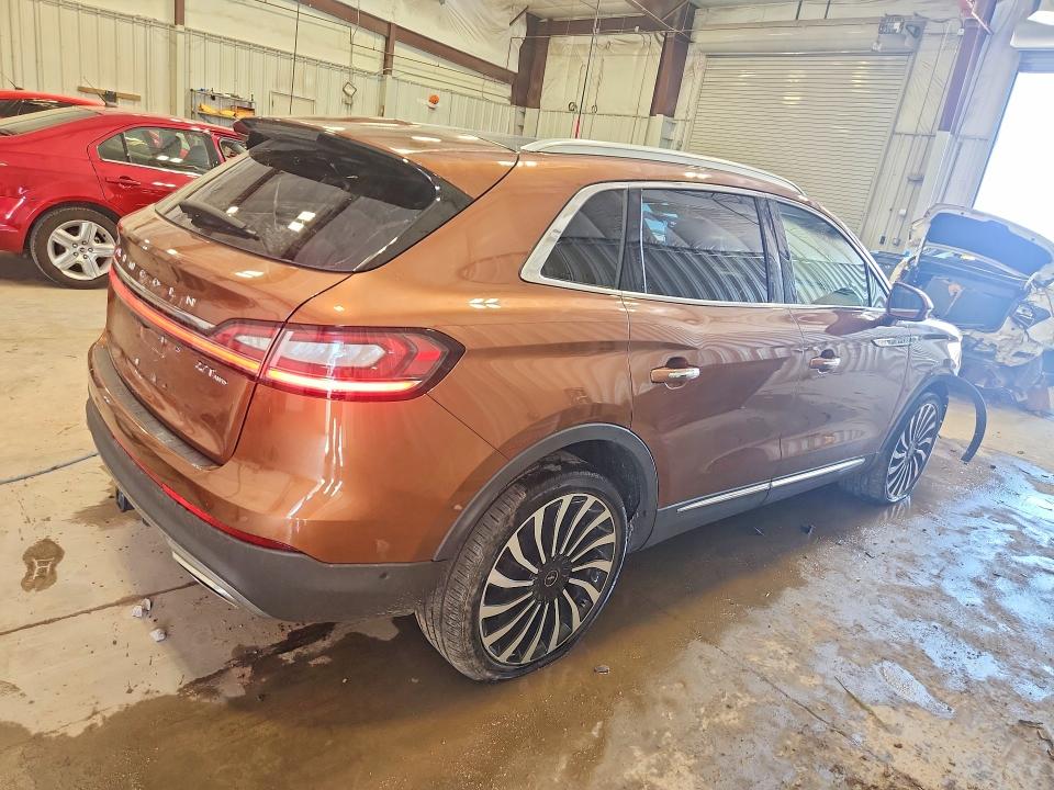 2019 Lincoln Nautilus VIN 2LMPJ9JP8KBL53177 COPART salvage auction — FRONT END, Wi - Certificate Of Title, sold $7,000 on 2026-07-24 (photo 3)
