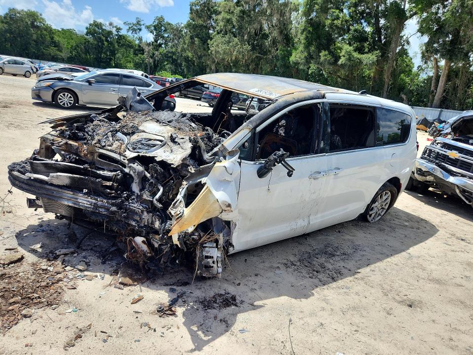 2026 Chrysler Pacifica VIN 2C4RC1BG6TR193389 COPART salvage auction — FRONT END, FL - CERTIFICATE OF DESTRUCTION, sold $0 on 2026-10-10 (photo 1)