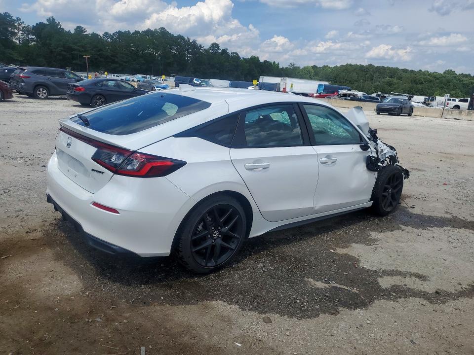 2026 Honda Civic VIN 19XFL2H81TE014640 COPART salvage auction — FRONT END, FL - CERT OF TITLE SLVG REBUILDABLE, sold $250 on 2026-08-03 (photo 3)