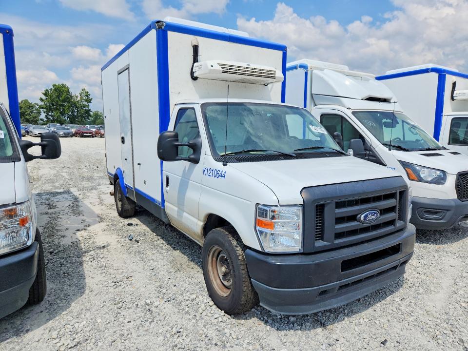 2024 Ford E-350 VIN 1FDWE3FN6RDD00658 COPART salvage auction — REAR END, GA - CERTIFICATE OF TITLE, sold $15,000 on 2026-07-29 (photo 4)