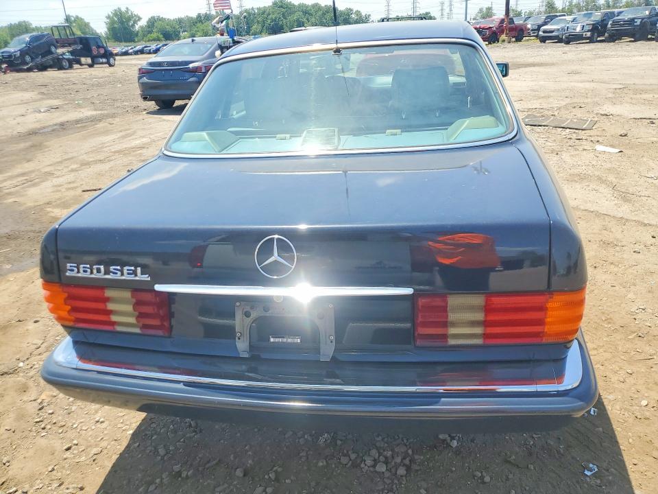 1990 Mercedes-benz 560 VIN WDBCA39E8LA549971 COPART salvage auction — MINOR DENT/SCRATCHES, MI - CERTIFICATE OF TITLE, sold $5,100 on 2026-07-10 (photo 6)