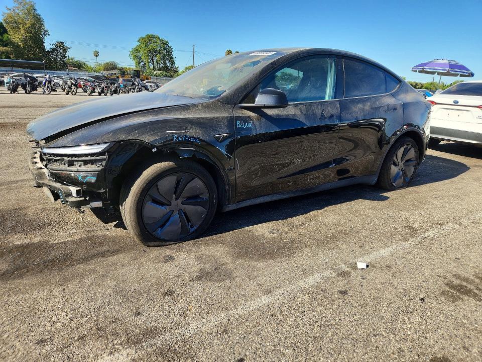 2026 Tesla Model y VIN 7SAYGDEE0TF414091 COPART salvage auction — FRONT END, 0 -, sold $13,600 on 2026-07-28 (photo 1)