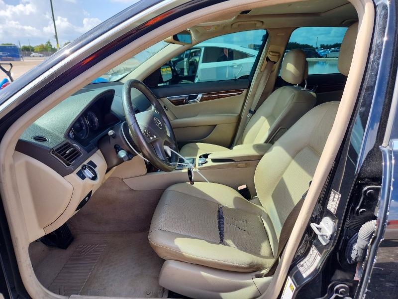 2009 Mercedes-benz C class VIN WDDGF54X29R046395 COPART salvage auction — FRONT END, Fl - Certificate Of Title, sold $325 on 2026-08-05 (photo 7)