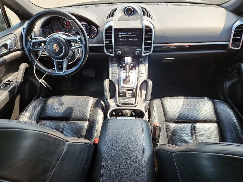2017 Porsche Cayenne VIN WP1AA2A27HKA88556 COPART salvage auction — MECHANICAL, ON - PERMIT NO BRAND - UNFIT, sold $4,750 on 2026-08-04 (photo 8)