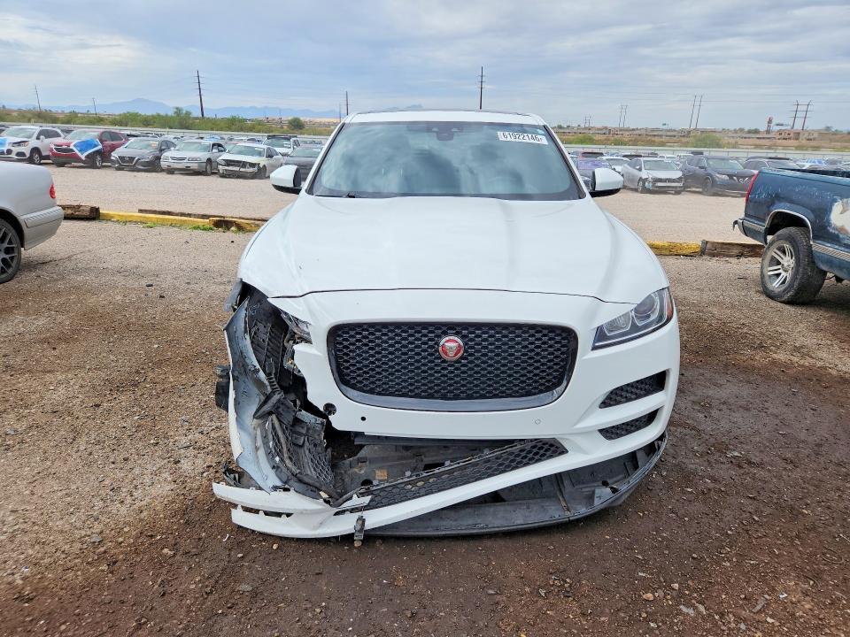 2020 Jaguar F-pace VIN SADCJ2FX8LA645797 COPART salvage auction — FRONT END, AZ - CERT OF TITLE - SALVAGE, sold $3,200 on 2026-07-31 (photo 5)
