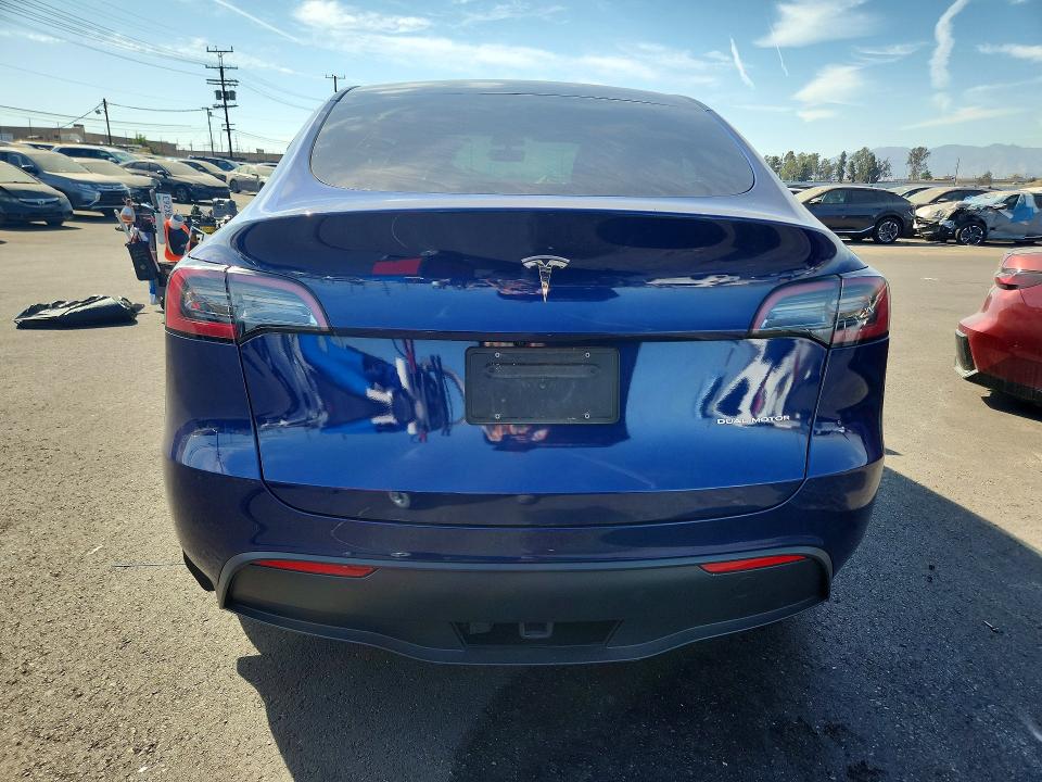 2023 Tesla Model y VIN 7SAYGDEE1PA124414 COPART salvage auction — FRONT END, CA - SALVAGE CERTIFICATE, sold $4,850 on 2026-07-27 (photo 6)