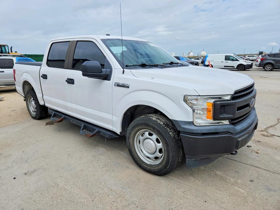 2018 Ford F-150 VIN 1FTEW1E54JKF30377 COPART salvage auction — MINOR DENT/SCRATCHES, Salvage Title, sold $6,400 on 2026-07-25 (photo 4)