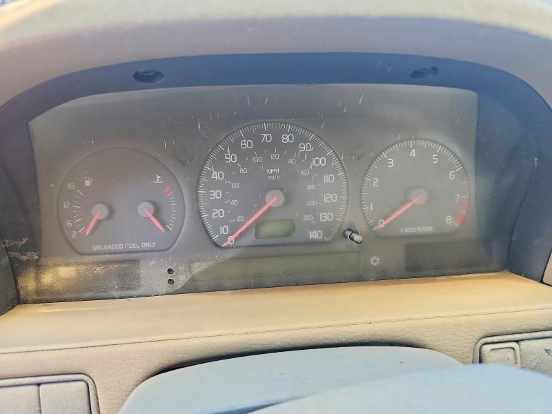 1998 Volvo S70 VIN YV1LS5570W1502319 COPART salvage auction — WATER/FLOOD, Al - Cert Of Title-Flood Salvage, sold $225 on 2026-08-04 (photo 9)