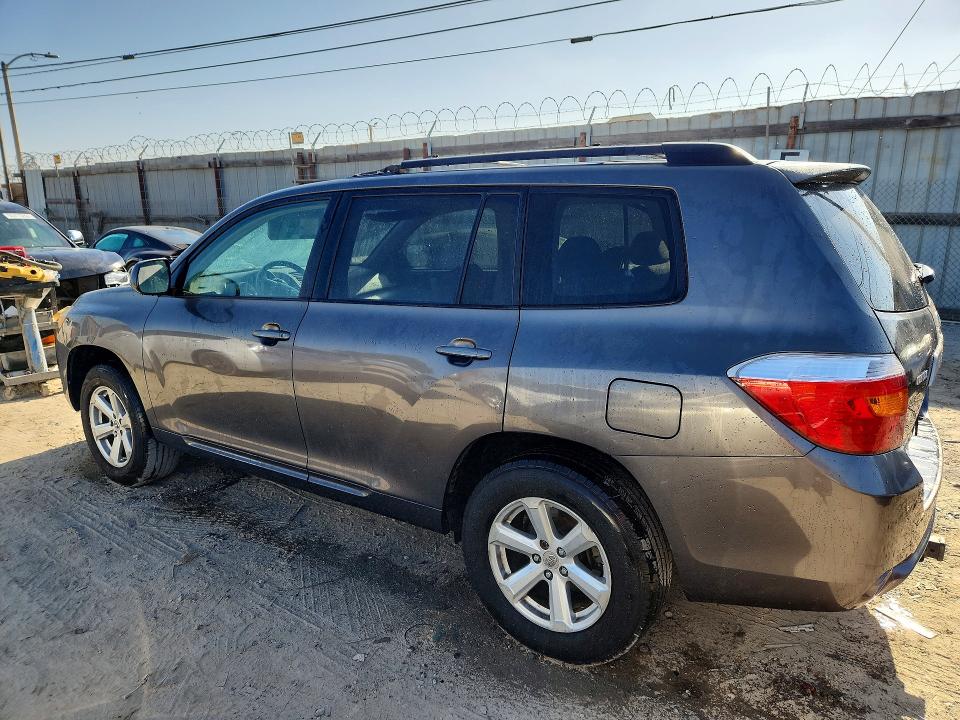2008 Toyota Highlander VIN JTEDS41A282005738 COPART salvage auction — MECHANICAL, CA - DIS/DLR/EXP ONLY CLEAN TITLE, sold $725 on 2026-07-20 (photo 2)