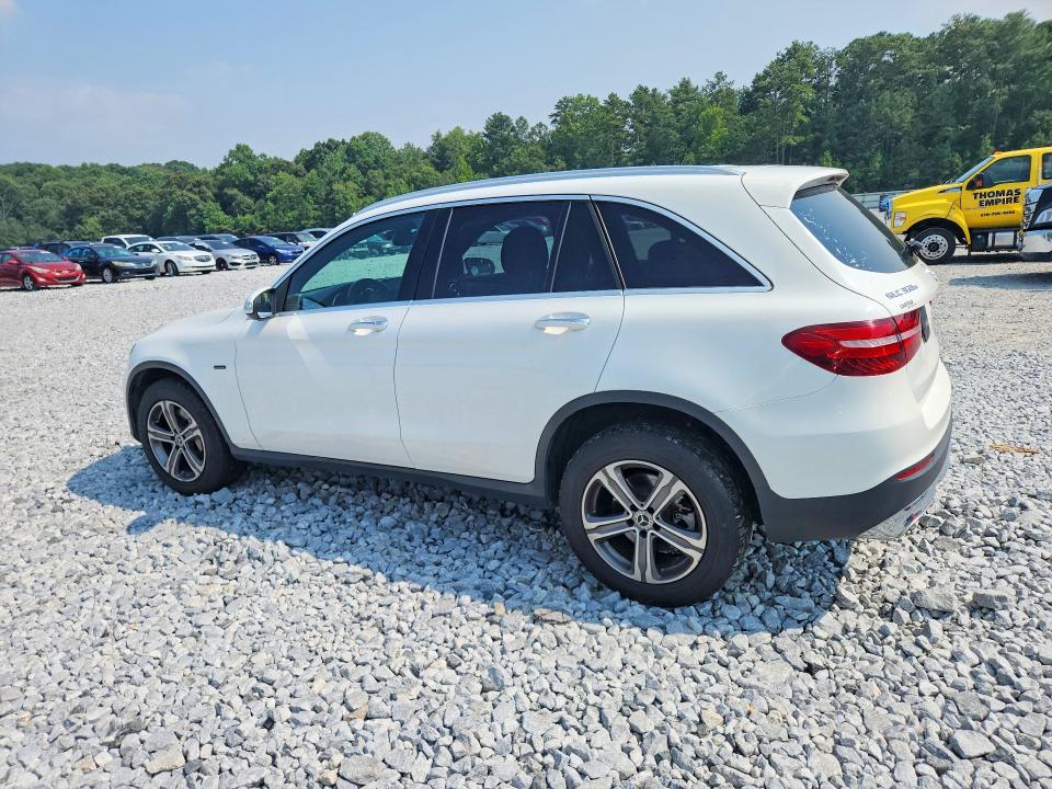2019 Mercedes-benz Glc VIN WDC0G5EB6KF586975 COPART salvage auction — MINOR DENT/SCRATCHES, Ga - Certificate Of Title (P), sold $13,000 on 2026-08-04 (photo 2)