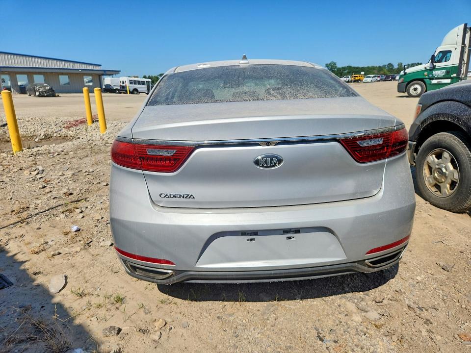 2017 Kia Cadenza VIN KNALB4J14H5086995 COPART salvage auction — MINOR DENT/SCRATCHES, Il - Certificate Of Title, sold $300 on 2026-07-21 (photo 6)