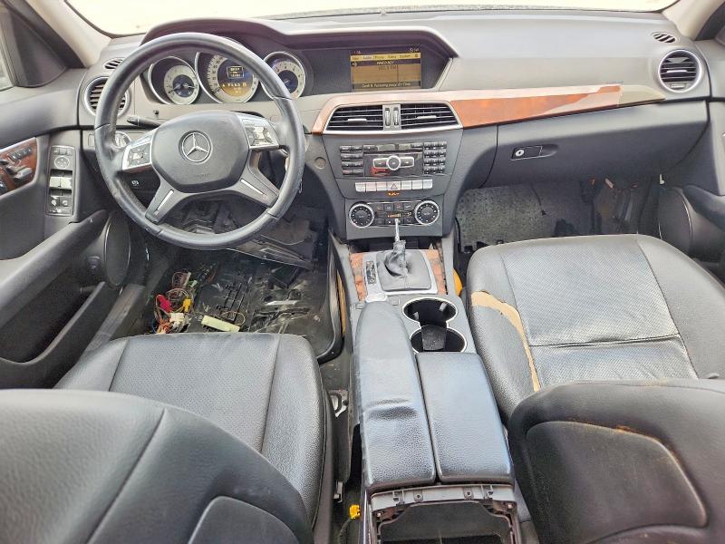 2012 Mercedes-benz C class VIN WDDGF8BB4CR191678 COPART salvage auction — NORMAL WEAR, Ga - Certificate Of Title, sold $200 on 2026-07-31 (photo 8)