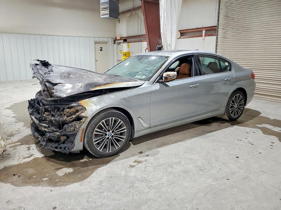 2018 BMW 5 series VIN WBAJE7C53JWC56752 — COPART salvage auction photo
