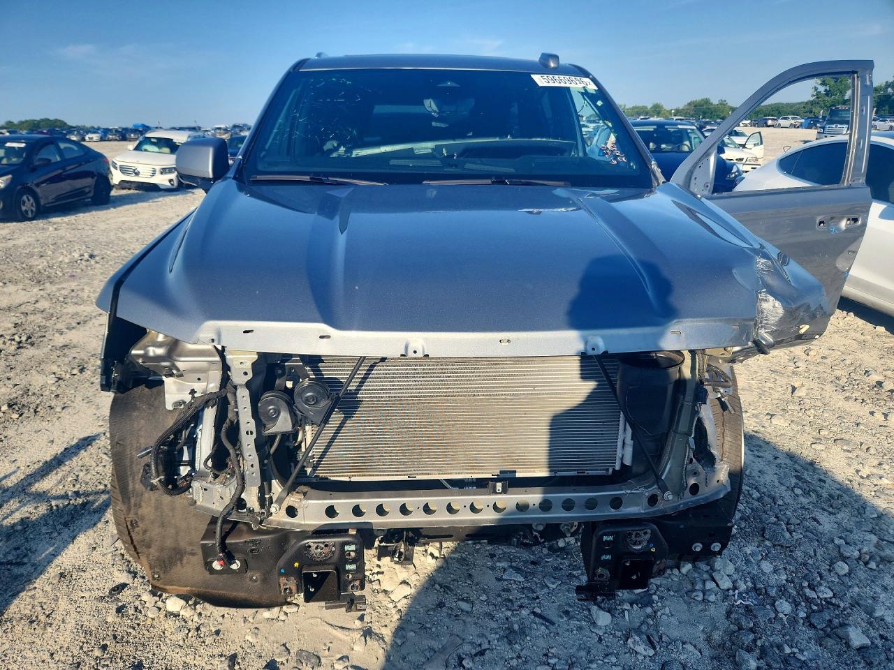 2025 GMC Yukon XL VIN 1GKS2KRL2SR350115 COPART salvage auction — Front End, GA - CERT OF TITLE-SALVAGE, sold $42,250 on 2026-08-12 (photo 5)