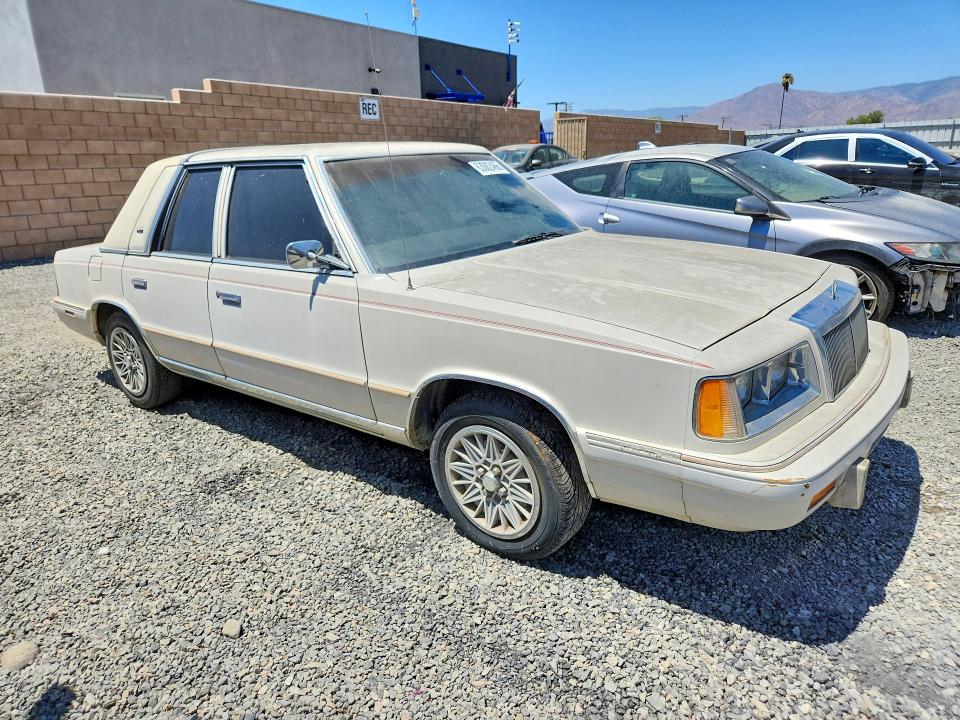 1987 Chrysler Lebaron VIN 1C3BC56D7HF168495 COPART salvage auction — MINOR DENT/SCRATCHES, CA - DIS/DLR/EXP ONLY CLEAN TITLE, sold $200 on 2026-08-19 (photo 4)