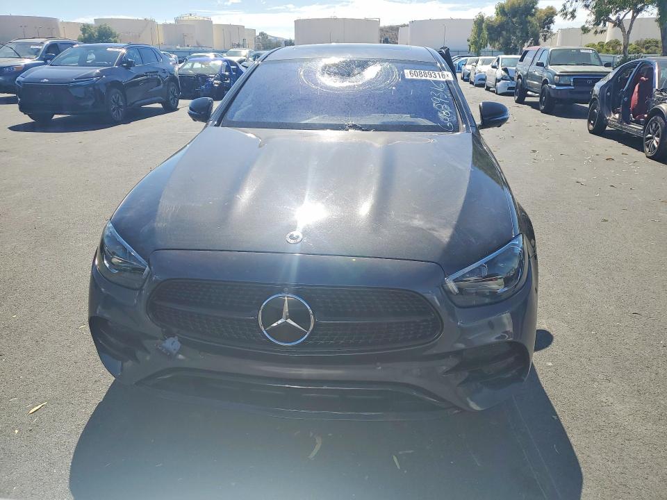 2022 Mercedes-benz E-klasse VIN W1KZF5KB4NB024000 COPART salvage auction — SIDE, Ca - Salvage Certificate, sold $13,700 on 2026-08-24 (photo 5)