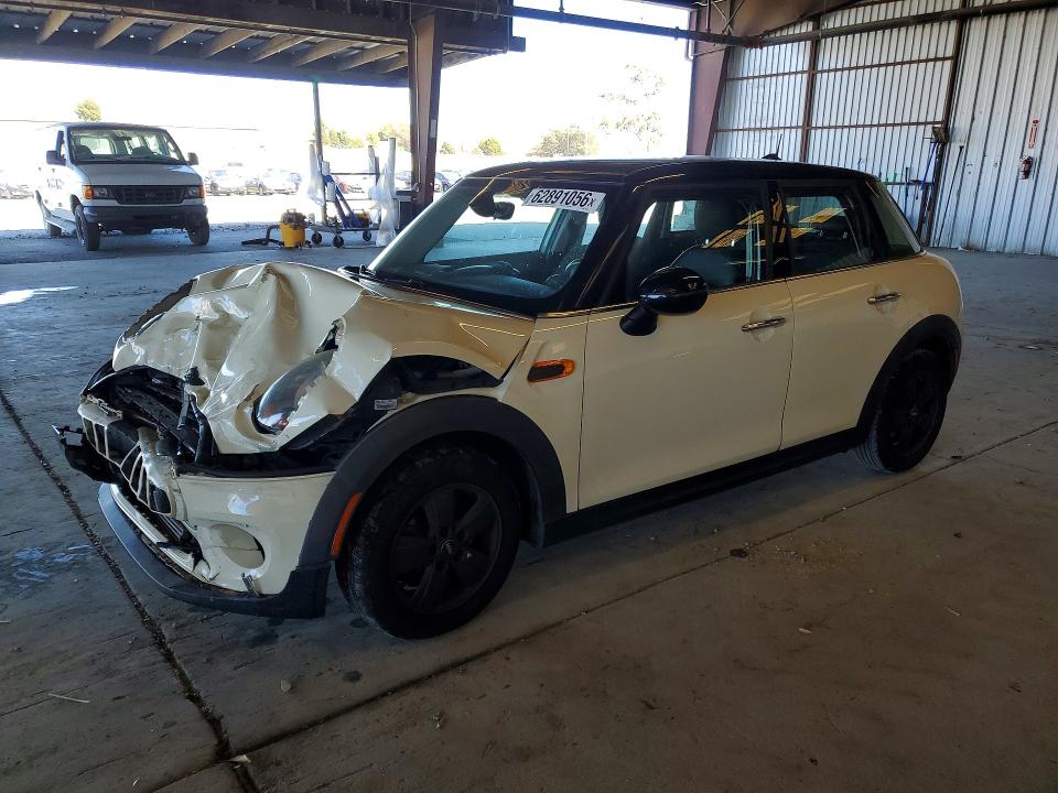 2015 Mini Cooper VIN WMWXS5C58FT831506 COPART salvage auction — FRONT END, Ca - Salvage Certificate, sold $475 on 2026-08-13 (photo 1)