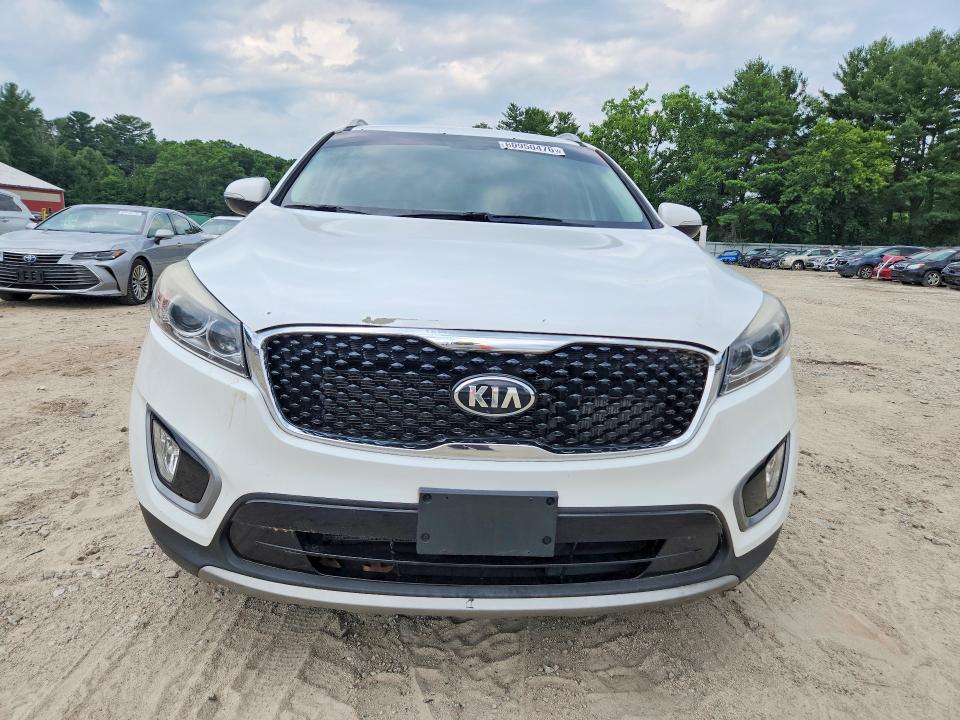 2016 Kia Sorento VIN 5XYPHDA16GG029366 COPART salvage auction — MINOR DENT/SCRATCHES, Ma - Certificate Of Title, sold $2,300 on 2026-07-23 (photo 5)