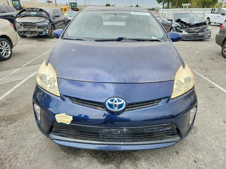 2014 Toyota Prius VIN JTDKN3DU8E0358012 COPART salvage auction — MINOR DENT/SCRATCHES, Ca - Cert Of Title-Salvaged, sold $725 on 2026-07-16 (photo 5)