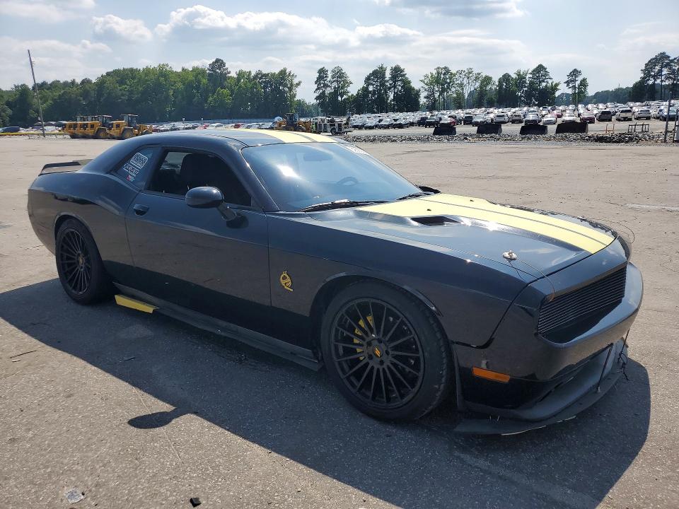2014 Dodge Challenger VIN 2C3CDYAG5EH152844 COPART salvage auction — SIDE, Salvage Title, sold $2,400 on 2026-08-25 (photo 4)