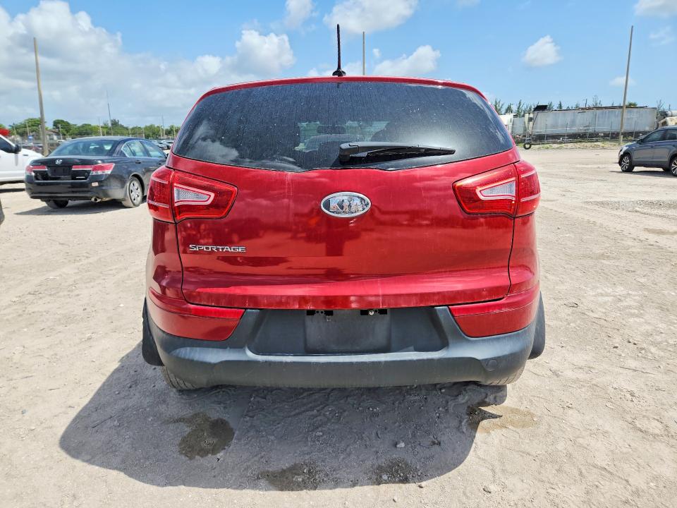 2011 Kia Sportage VIN KNDPB3A29B7088325 COPART salvage auction — MINOR DENT/SCRATCHES, FL - CERTIFICATE OF TITLE, sold $2,250 on 2026-07-16 (photo 6)