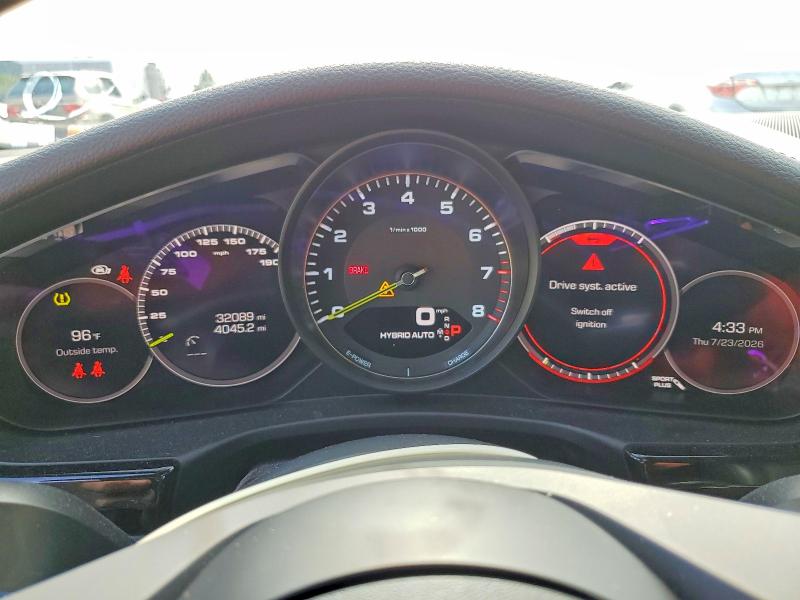 2021 Porsche Panamera VIN WP0AE2A71ML126756 COPART salvage auction — SIDE, Fl - Cert Of Title Slvg Rebuildable, sold $39,750 on 2026-09-15 (photo 9)