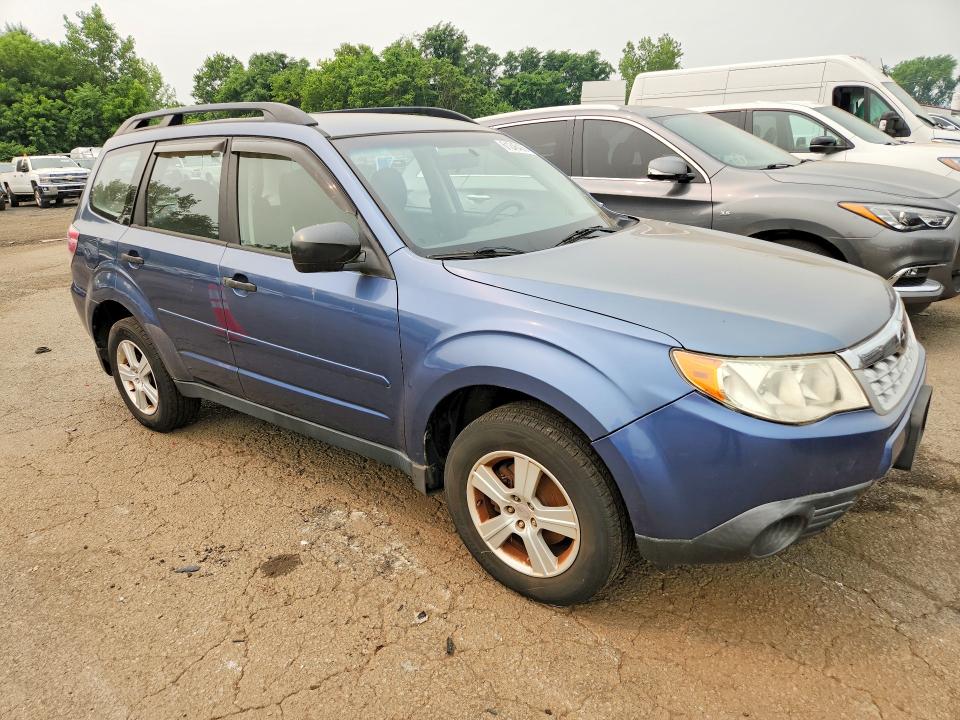 2011 Subaru Forester VIN JF2SHABC2BH780409 COPART salvage auction — MINOR DENT/SCRATCHES, Ct - Certificate Of Title, sold $950 on 2026-07-28 (photo 4)