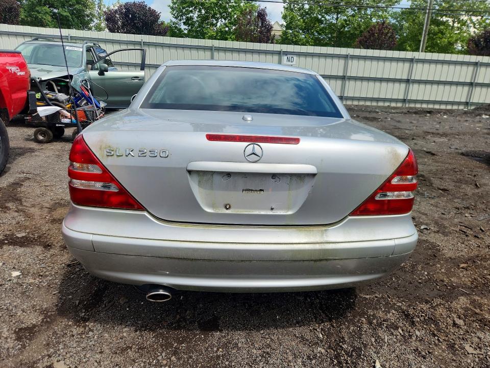 2001 Mercedes-benz Slk-class VIN WDBKK49F21F176627 COPART salvage auction — MECHANICAL, Ct - Bill Of Sale, sold $475 on 2026-07-31 (photo 6)