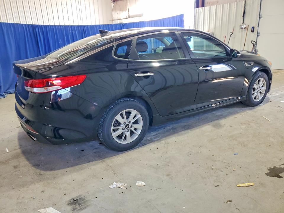 2016 Kia Optima VIN 5XXGT4L37GG094972 COPART salvage auction — MINOR DENT/SCRATCHES, VA - CERTIFICATE OF TITLE, sold $750 on 2026-07-30 (photo 3)