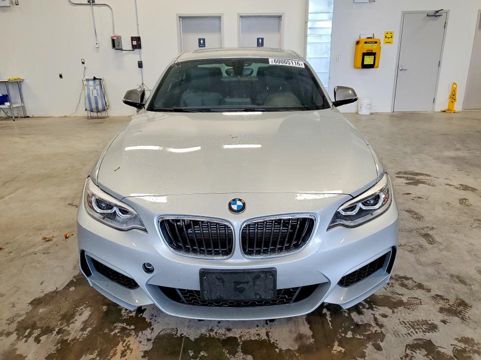 2016 BMW M235i VIN WBA1J7C50GV359070 COPART salvage auction — WATER/FLOOD, ON - PERMIT IRREPAIRABLE, sold $4,000 on 2026-08-18 (photo 5)