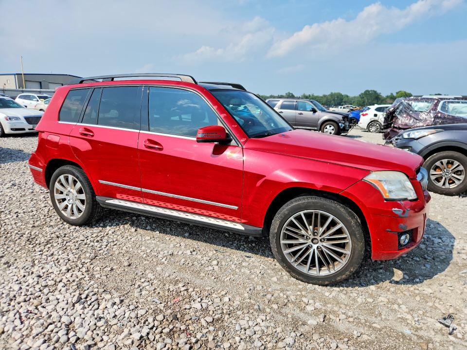 2011 Mercedes-benz Glk-class VIN WDCGG8HB9BF647991 COPART salvage auction — REAR END, Mt - Certificate Of Title, sold $1,350 on 2026-08-02 (photo 4)